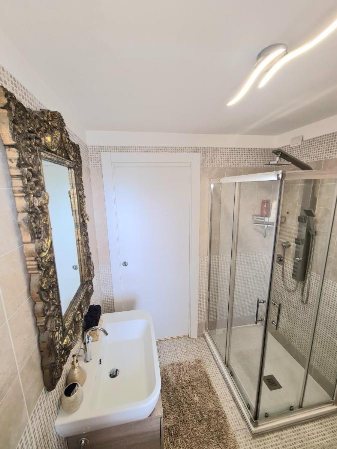 Penthouse Genneruxi Hotel Cagliari Bagian luar foto