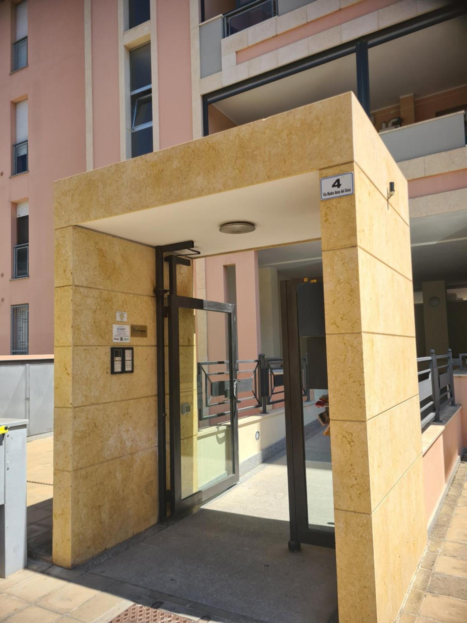 Penthouse Genneruxi Hotel Cagliari Bagian luar foto
