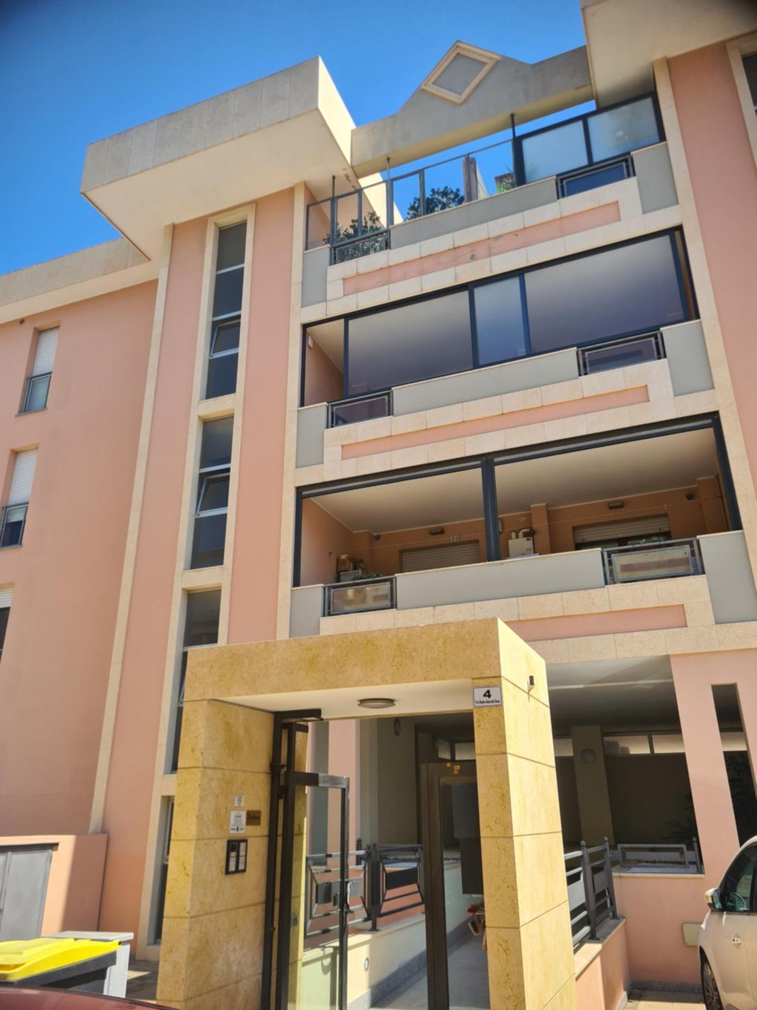 Penthouse Genneruxi Hotel Cagliari Bagian luar foto
